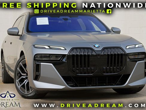Used 2023 BMW 760i xDrive AWD/4WD image 2