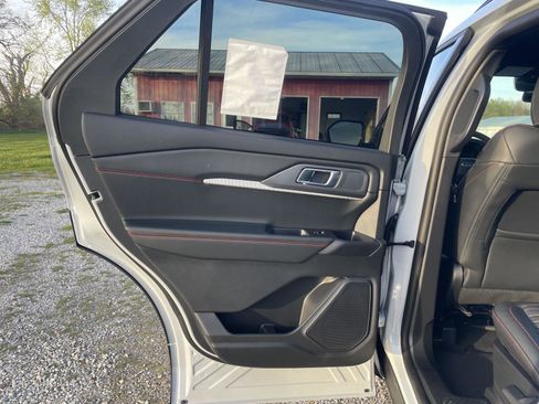 New 2026 Ford Explorer ST-Line AWD/4WD image 25