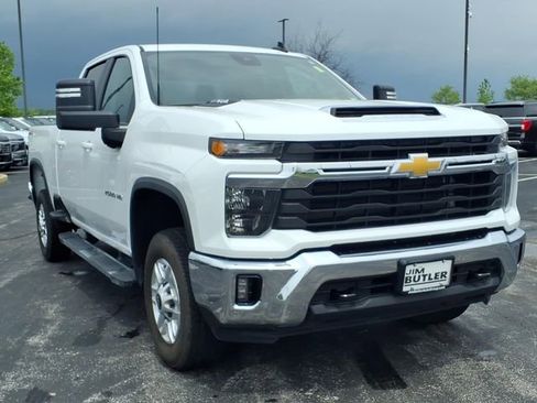 Used 2025 Chevrolet Silverado 2500 LT w/ Convenience Package AWD/4WD image 25
