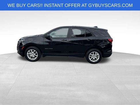 Used 2024 Chevrolet Equinox LS w/ LS Convenience Package AWD/4WD image 3