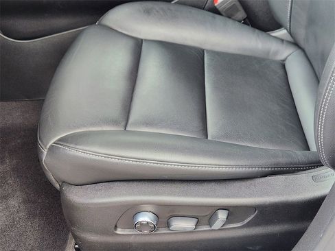 Certified 2024 Cadillac XT4 Premium Luxury w/ Cold Weather Package image 26