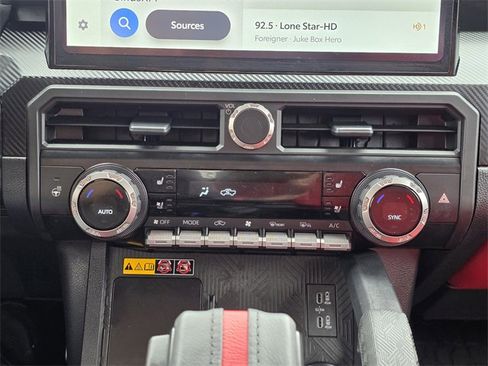 Used 2025 Toyota Tacoma TRD Pro image 14