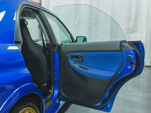 Used 2005 Subaru Impreza WRX STI image 77