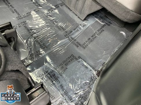 Used 2023 Chrysler Pacifica Limited w/ Uconnect Theater Family Group FWD image 30