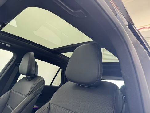 Certified 2026 Mercedes-Benz GLC 300 image 5