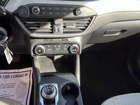 Used 2022 Ford Escape S AWD/4WD image 13