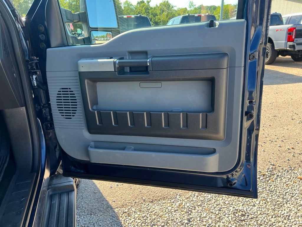 Used 2013 Ford F250 XLT w/ FX4 4X4 Off-Road Pkg image 20