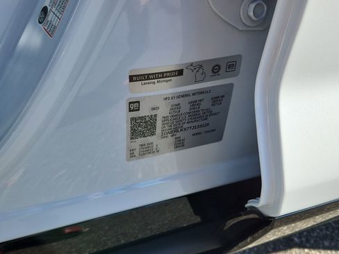 New 2026 Chevrolet Traverse RS image 32