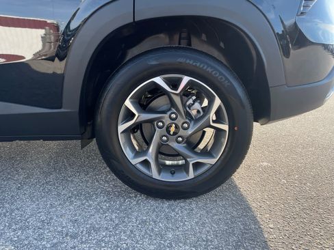 New 2026 Chevrolet Trax LT image 32