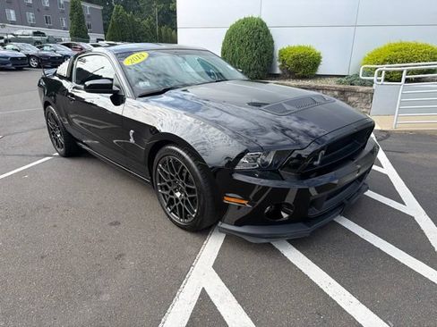 Used 2014 Ford Mustang Shelby GT500 w/ Equipment Group 821A RWD image 1