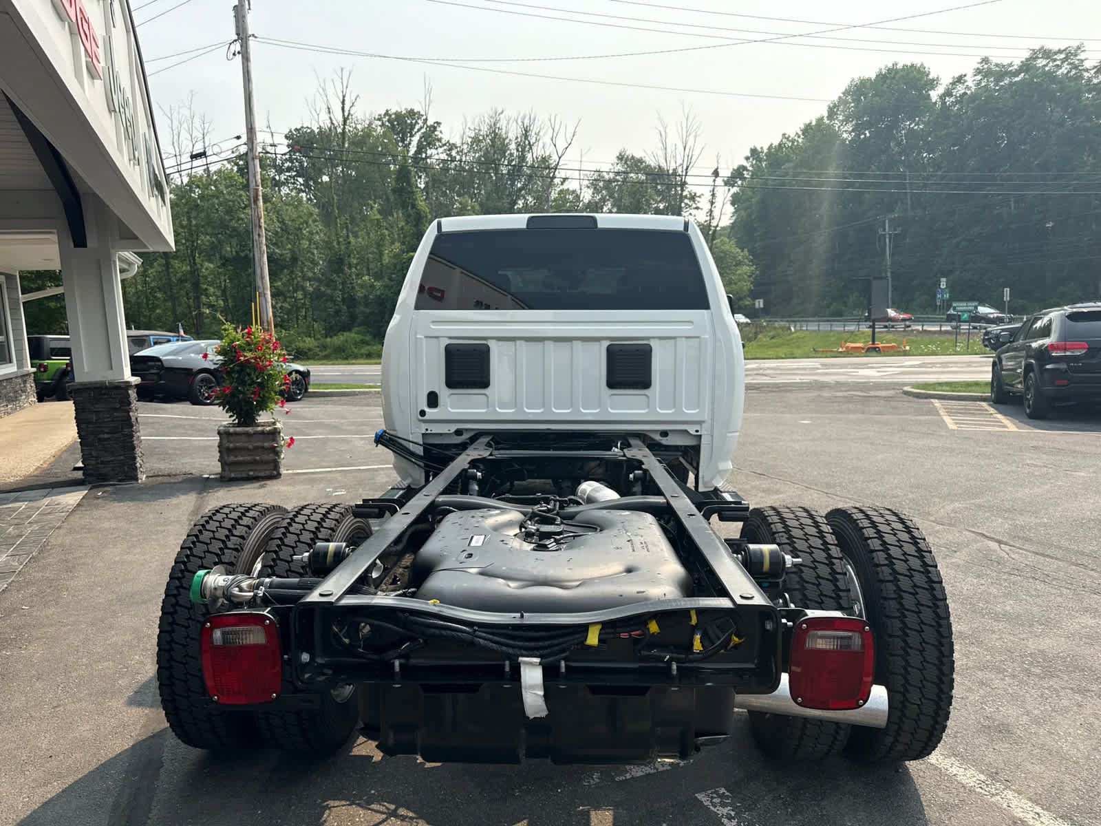 New 2026 RAM 5500 Tradesman w/ Chrome Appearance Group AWD/4WD image 3