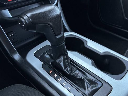 Used 2017 Chevrolet Colorado LT w/ LT Convenience Package AWD/4WD image 28