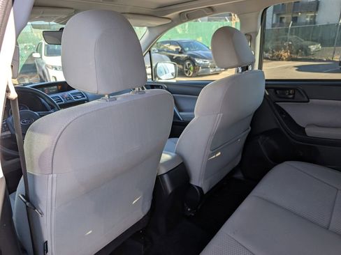 Used 2018 Subaru Forester 2.5i Premium w/ All-Weather Package image 14