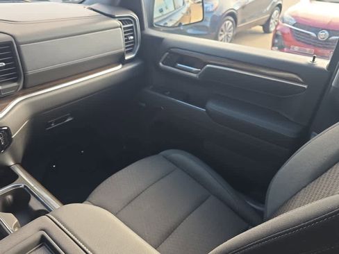 Used 2022 Chevrolet Silverado 1500 RST w/ Redline Edition image 18