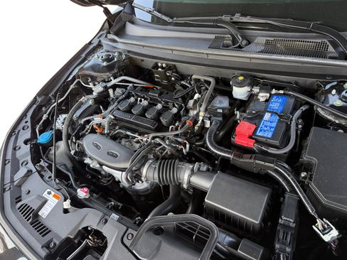 Used 2025 Honda Accord SE image 13