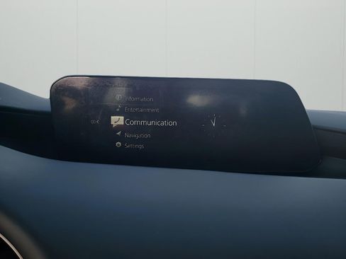 Used 2019 MAZDA MAZDA3 Sedan w/ Preferred Package image 21