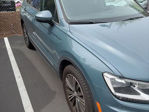 Used 2019 Volkswagen Tiguan SEL image 3
