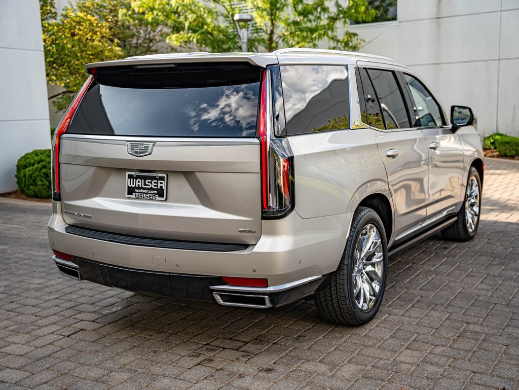 Used 2021 Cadillac Escalade Premium Luxury Platinum w/ Heavy-Duty Trailer Package AWD/4WD image 5