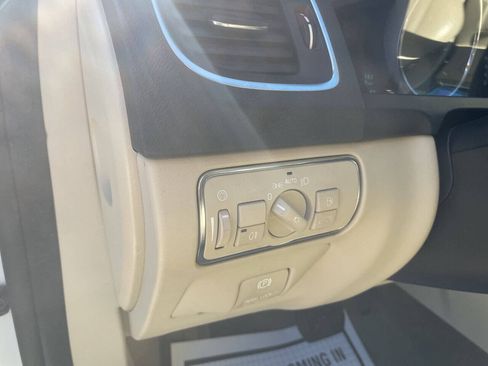 Used 2014 Volvo S60 T5 FWD image 22