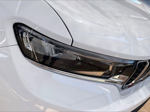 Used 2023 Jeep Grand Cherokee L Laredo image 27