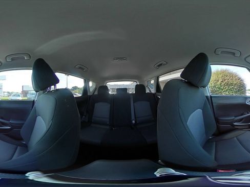 Used 2025 Kia Soul LX w/ LX Technology Package FWD image 40