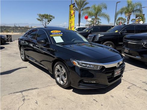 Used 2018 Honda Accord EX image 54