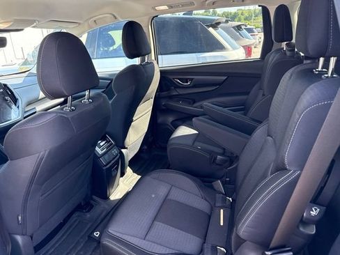 Used 2025 Subaru Ascent Premium AWD/4WD image 5