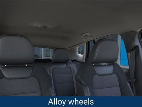 New 2026 Chevrolet Trax LT image 27