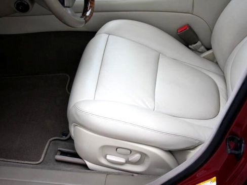 Used 2004 Jaguar XJ8 image 28