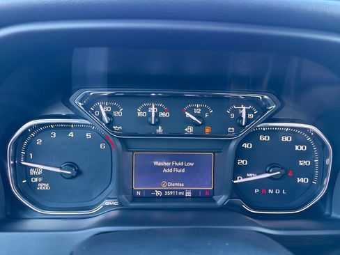 Used 2021 GMC Sierra 1500 Elevation w/ Preferred Package image 23