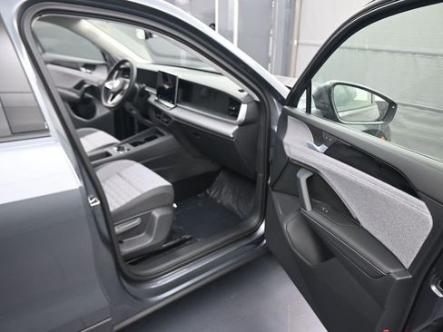 New 2026 Volkswagen Tiguan S AWD/4WD image 42