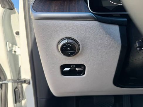 Used 2026 Mercedes-Benz GLC 300 GLC 300 image 23