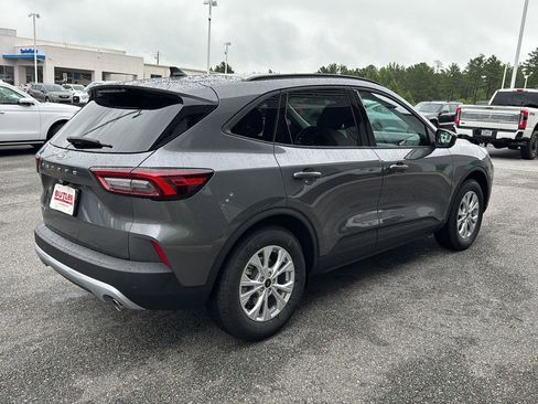 New 2025 Ford Escape Active w/ Tech Pack #1 FWD image 5