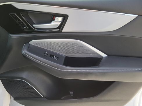 Used 2025 Acura MDX FWD w/ Technology Package image 7