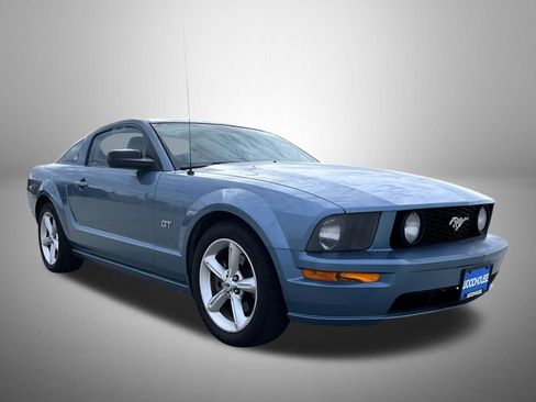 Used 2008 Ford Mustang GT Premium image 3