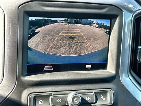 Used 2022 Chevrolet Silverado 1500 Custom w/ Safety Confidence Package image 21