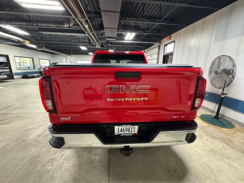 Certified 2024 GMC Sierra 1500 SLE image 6
