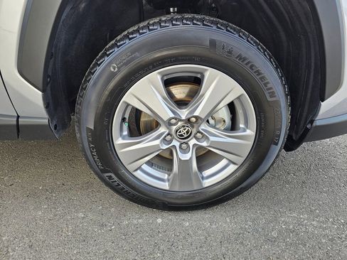 Certified 2025 Toyota RAV4 LE image 10