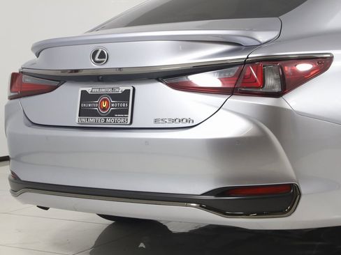Used 2024 Lexus ES 300h F Sport w/ Accessory Package (Z2) image 48