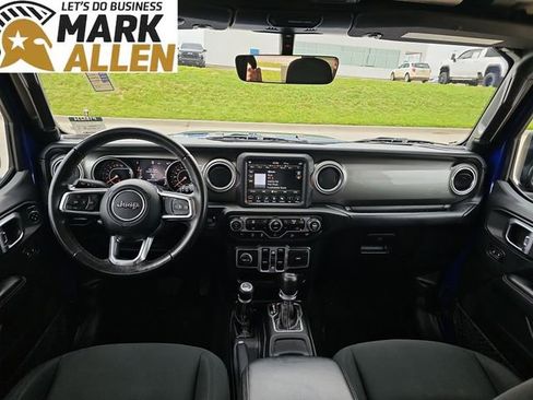 Used 2018 Jeep Wrangler Unlimited Sahara image 21