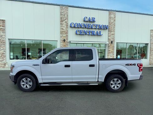 Used 2018 Ford F150 XLT AWD/4WD image 2
