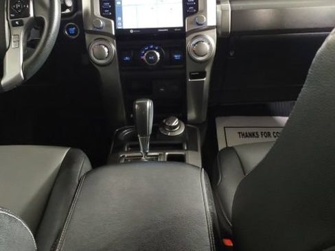 Used 2020 Toyota 4Runner SR5 Premium w/ Moonroof Package AWD/4WD image 20