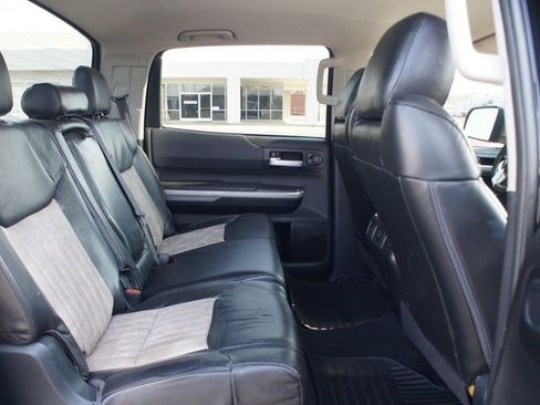 Used 2018 Toyota Tundra SR5 w/ TRD Off Road Package image 20