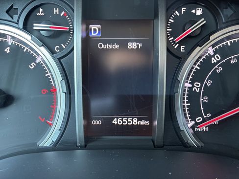 Used 2022 Toyota 4Runner TRD Off-Road image 12