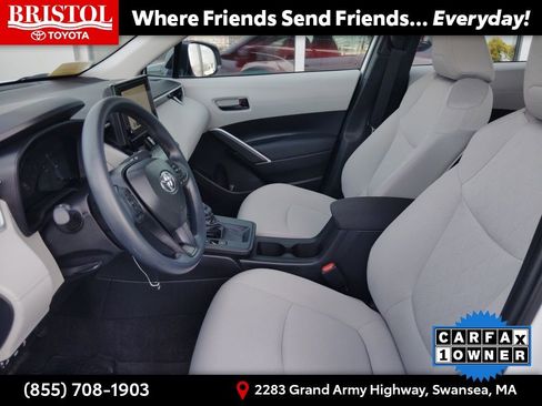 Used 2026 Toyota Corolla Cross L image 14