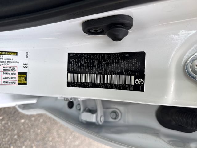 Used 2023 Toyota Corolla LE FWD image 16