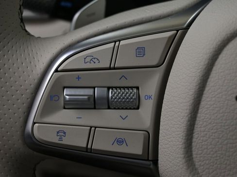 New 2026 Genesis G70 2.5T Prestige image 28