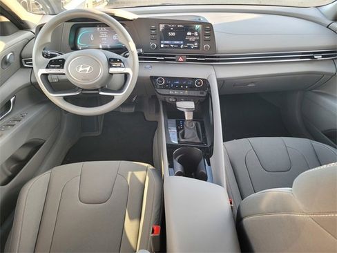 New 2026 Hyundai Elantra Blue image 18