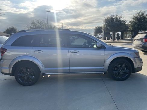 Used 2019 Dodge Journey Crossroad image 9