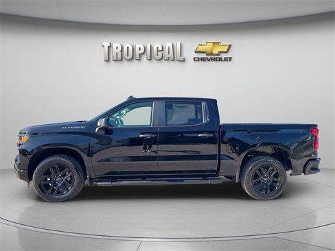 New 2026 Chevrolet Silverado 1500 Custom image 2